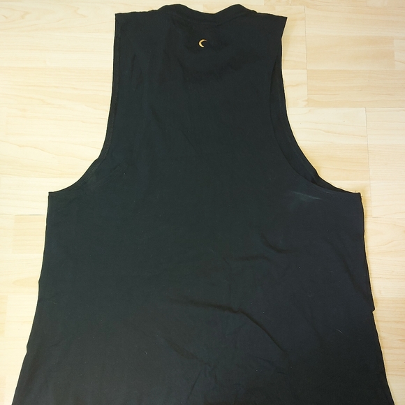 FINAL PRICE. ZYIA CLEAROUT!! Black Gold Kettle Moon Tank - Picture 5 of 5